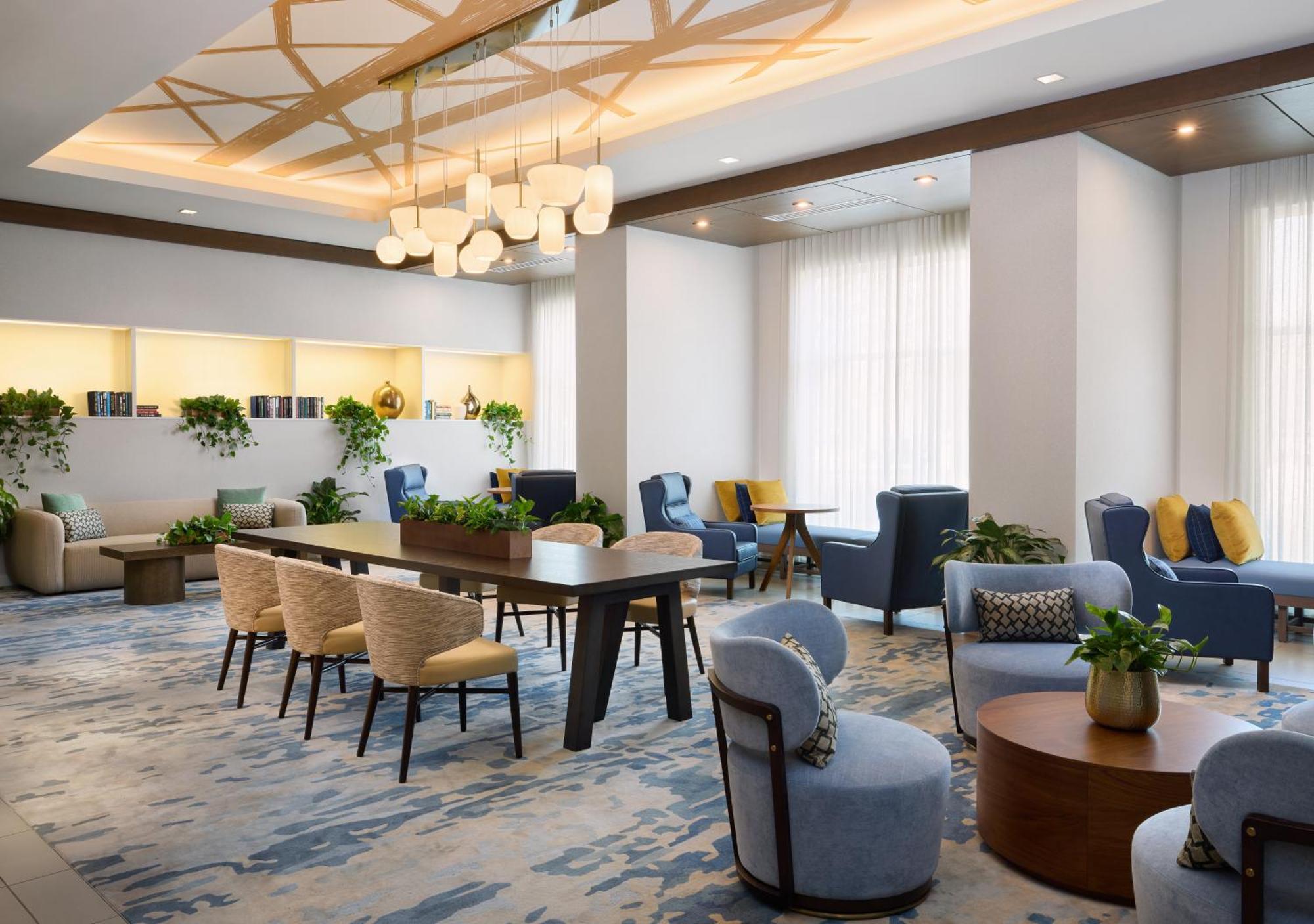 The Westin At The Domain 4*